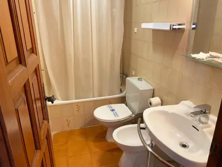 Studio pour couple à Calella près de Cap Roig avec piscine et Wi-Fi - Photo 11