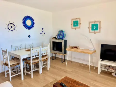 Appartement idéal, vue sur pinède et mer, proche plage - Photo 2