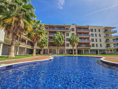 Bel appartement au bord de mer avec jardin et piscine proche Cambrils - Photo 3