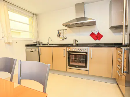 Bel appartement au bord de mer avec jardin et piscine proche Cambrils - Photo 12