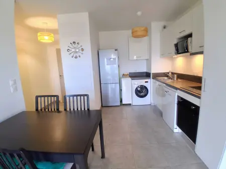 Appartement Climatisé 45m² avec Terrasse à Mèze, 4 pers - Photo 3