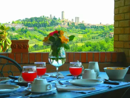 Villa mit privatem Pool in der Nähe von Gimignan - Photo 10
