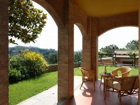 Villa mit privatem Pool in der Nähe von Gimignan - Photo 25