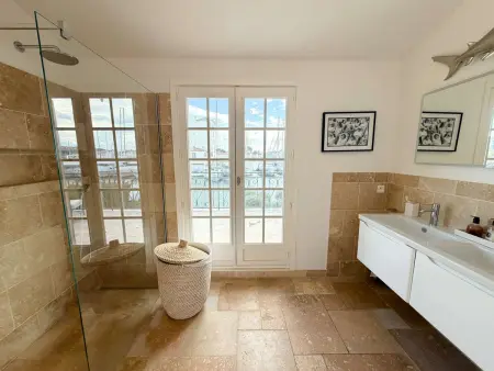 Maison Moderne avec Amarrage Privé - Port Grimaud - Photo 19