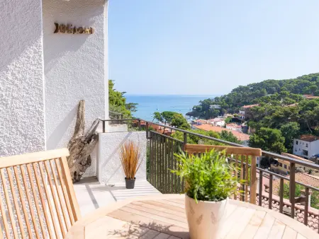 Duplex avec vue mer, clim et parking, Appartement 6 personnes à Begur - Photo 2
