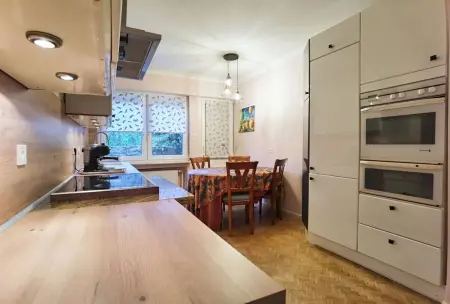 Maison chaleureuse près de Béning-lès-Saint-Avold avec jardin - Photo 2