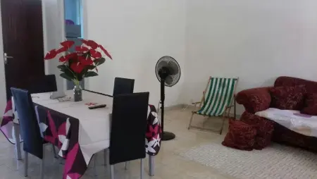 Maison accueillante à Le Moule avec terrasse et jardin - Photo 13