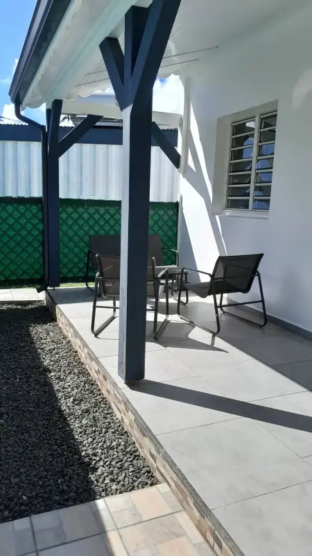 Charmante maison avec piscine partagée à Les Abymes - Photo 19