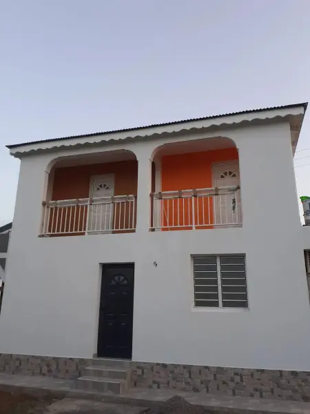 Charmante maison avec piscine partagée à Les Abymes - Photo 20