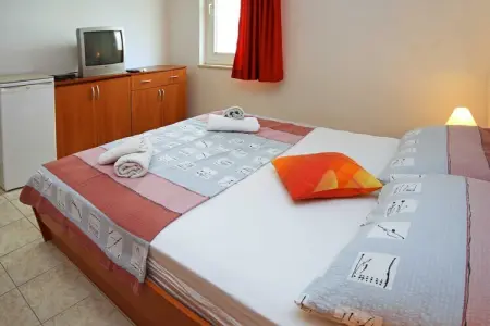 Apartments & Rooms Villa Petra - Double Room (S3), Apartments & Rooms Villa Petra - Double Room - Photo 3