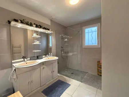 Gîte avec animaux, parking - 6 pers., Gite 6 personnes à Cusset - Photo 12