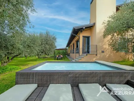 Villa i Roccoli, zwischen Olivenbäumen mit priva - Photo 2