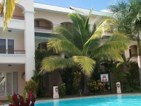 mit mehreren Balkonen und Terrasse, Appartement 8 personnes à Cap Malheureux - Photo 1