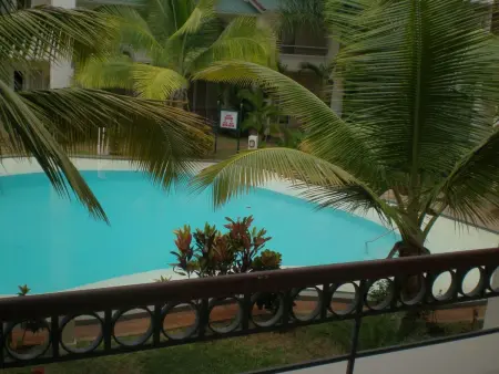 mit mehreren Balkonen und Terrasse, Appartement 8 personnes à Cap Malheureux - Photo 2