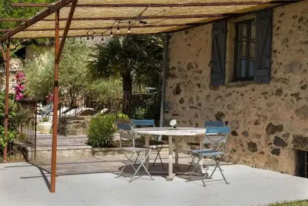 Maison accueillante avec terrasse près de Maleville, 50 m², piscine - Photo 7