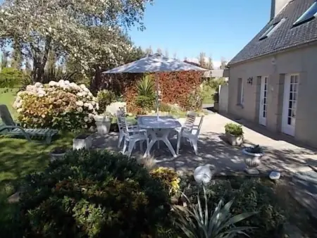 Bretonisches Ferienhaus in Meeresnähe mit Garten - Photo 7