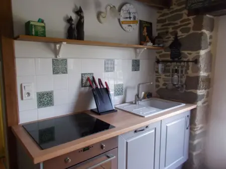 Bretonisches Ferienhaus in Meeresnähe mit Garten - Photo 10
