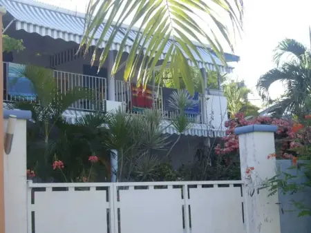Appartement lumineux avec terrasse et piscine au Gosier - Photo 14