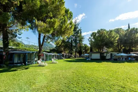 Camping Toscolano - MH Standard Plus 8X3, Mobil-home de haute qualité sur le lac de Garde - Photo 3