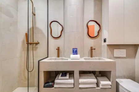 TD-38-ALBERT-1, Appartement Moderne - 2CH/8P - Place D'Italie - Photo 26