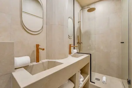 TD-38-ALBERT-2, Appartement spacieux - 2 chambres/10 pièces - Place d'Italie - Photo 9