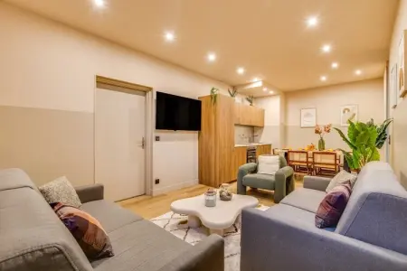 TD-38-ALBERT-2, Appartement spacieux - 2 chambres/10 pièces - Place d'Italie - Photo 18