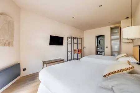 TD-38-ALBERT-2, Appartement spacieux - 2 chambres/10 pièces - Place d'Italie - Photo 101