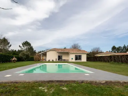 Superbe villa - 10 pers., Villa 10 personnes à Parentis en Born - Photo 9