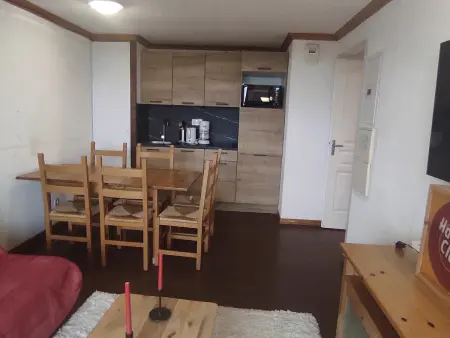 Appartement 6 personnes à Super Besse avec parking et piscine - Photo 4