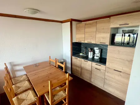 Appartement 6 personnes à Super Besse avec parking et piscine - Photo 7