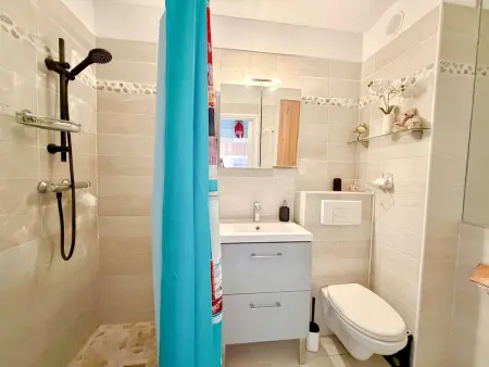 Appartement lumineux avec loggia, wifi - Port Grimaud - Photo 10