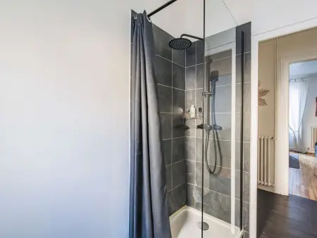 Appartement Central à Reims - Près de la Cathédrale - Photo 4