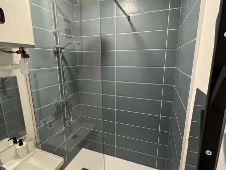 Charmant T2 à Reims, parfait pour couples ou professionnels - Photo 4