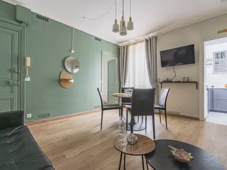 Appartement Chic à Reims, Wi-Fi Gratuit, Appartement 4 personnes à Reims - Photo 14