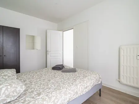 Appartement Lumineux avec WiFi au Cœur de Reims - Photo 4