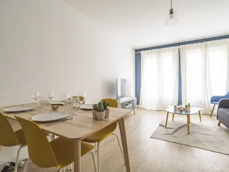 Appartement Lumineux avec WiFi au Cœur de Reims - Photo 17