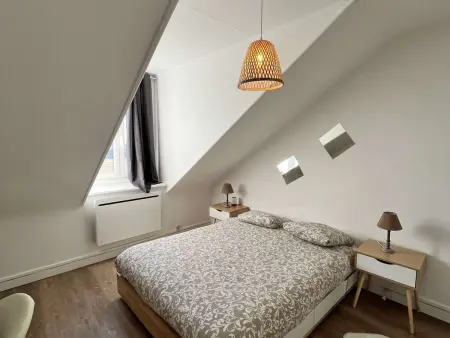 Charme Central : Grand Appart à Reims, Appartement 4 personnes à Reims - Photo 4