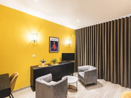 Appartement Moderne Reims Centre avec Parking et WiFi - Photo 13