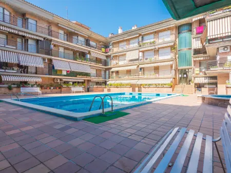 Charmant Apt 2 Chambres à Pineda de Mar, Piscine, 110m Plage - Photo 35