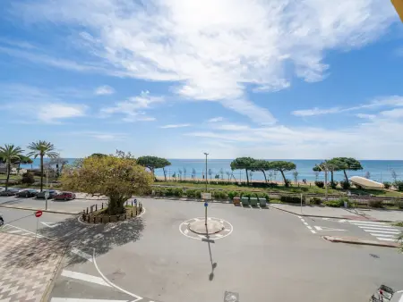 Appartement à Pineda de Mar: Confort, Wi-Fi & Climatisation - 50m de la Plage - Photo 26