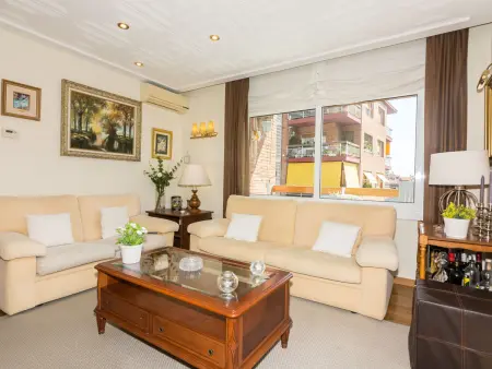 Appartement moderne à Pineda de Mar, 6 pers, 3 ch, piscine, proche plage, wifi, parking inclus - Photo 8