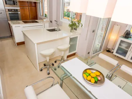 Appartement moderne à Pineda de Mar, 6 pers, 3 ch, piscine, proche plage, wifi, parking inclus - Photo 22
