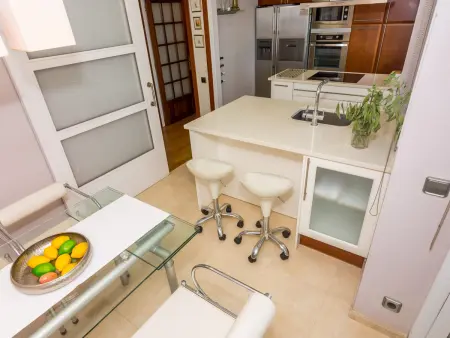 Appartement moderne à Pineda de Mar, 6 pers, 3 ch, piscine, proche plage, wifi, parking inclus - Photo 24