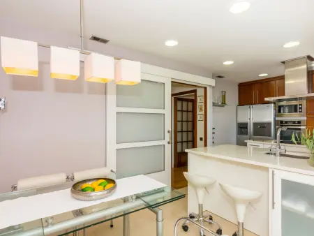 Appartement moderne à Pineda de Mar, 6 pers, 3 ch, piscine, proche plage, wifi, parking inclus - Photo 25