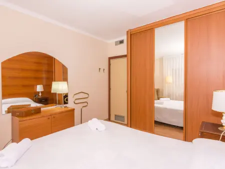 Appartement moderne à Pineda de Mar, 6 pers, 3 ch, piscine, proche plage, wifi, parking inclus - Photo 28