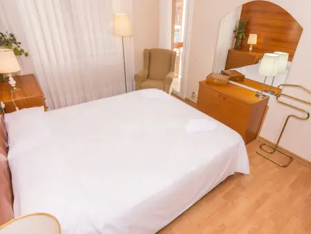 Appartement moderne à Pineda de Mar, 6 pers, 3 ch, piscine, proche plage, wifi, parking inclus - Photo 30