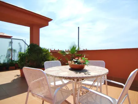 Appartement Charmant à 20m de la Plage avec Piscine et Tennis - Photo 7