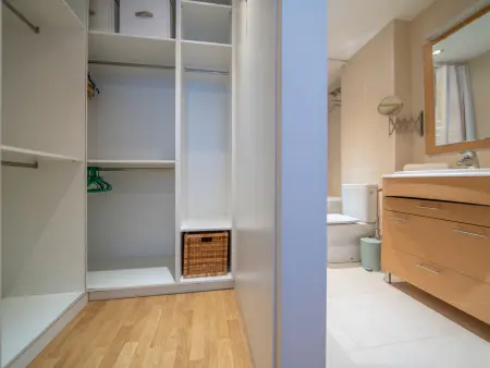 Appartement confortable à Pineda de Mar : 4 pers, piscine commune, proche mer, clim et Wi-Fi inclus - Photo 17