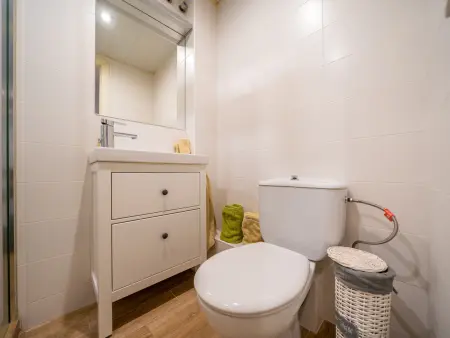 Appartement confortable à Pineda de Mar : 4 pers, piscine commune, proche mer, clim et Wi-Fi inclus - Photo 18