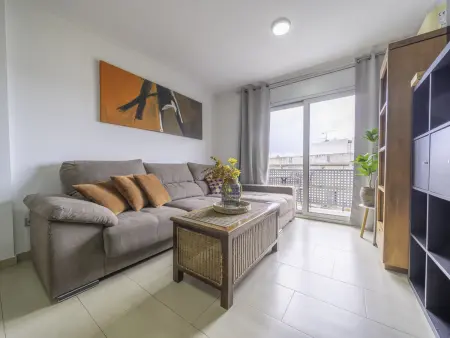 Charmant appartement à Blanes, piscine commune, jardin, plage à 1 km - Photo 5